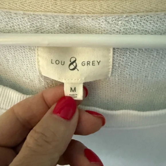 Loft Lou & Grey White Sweatshirt medium - Picture 3 of 3